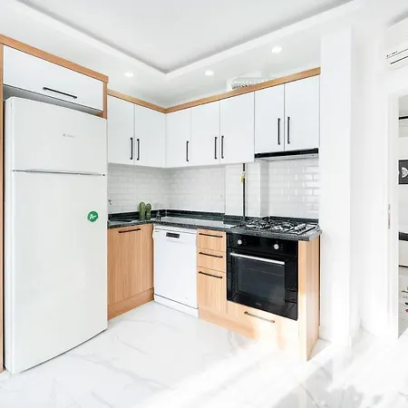 Appartement Missafir Distinguished, Central And Modern Flat With Balcony Near Beach In Muratpasa, Antalya *